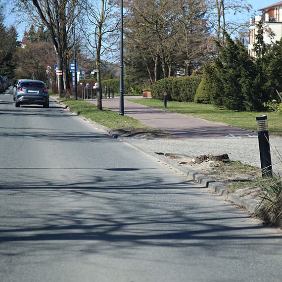 Urzędnicza fuszerka przy Uzdrowiskowej. Wydział Infrastruktury i Zieleni Miejskiej na co czeka